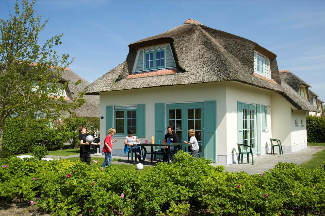 Roompot Buitenhof Domburg Rum bild